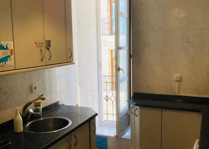 Hostel Santander סנטנדר